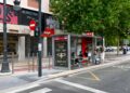 Mamparas para blindar la seguridad en algunas paradas de autobús 13 Mamparas para blindar la seguridad en algunas paradas de autobús