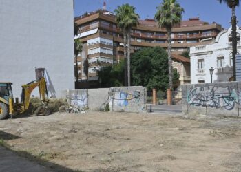 Comienzan las obras del nuevo centro de salud de Mestalla: tendrá ocho plantas y sustituirá al consultorio de la calle Chile 31 0623 Inici obres nou Centre de Salut Antonio Suarez 2