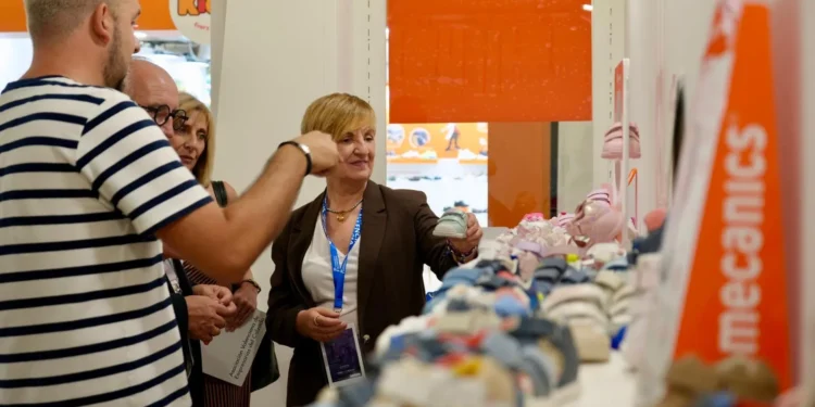 El calzado de Elche conquista Italia: 28 expositores ilicitanos brillan en una de las grandes ferias mundiales del sector 1 El calzado de Elche conquista Italia: 28 expositores ilicitanos brillan en una de las grandes ferias mundiales del sector