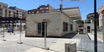 Manises inicia las obras para transformar el antiguo edificio Sensey en un moderno espacio juvenil
