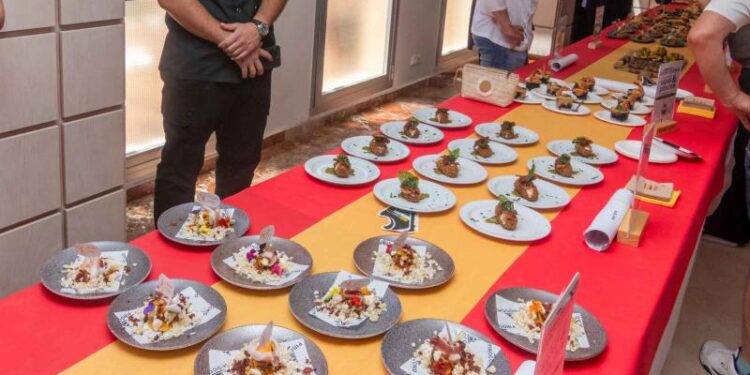 Benidorm se convierte en la capital de la alta cocina en miniatura con su XVI Concurso de Tapas y Pinchos