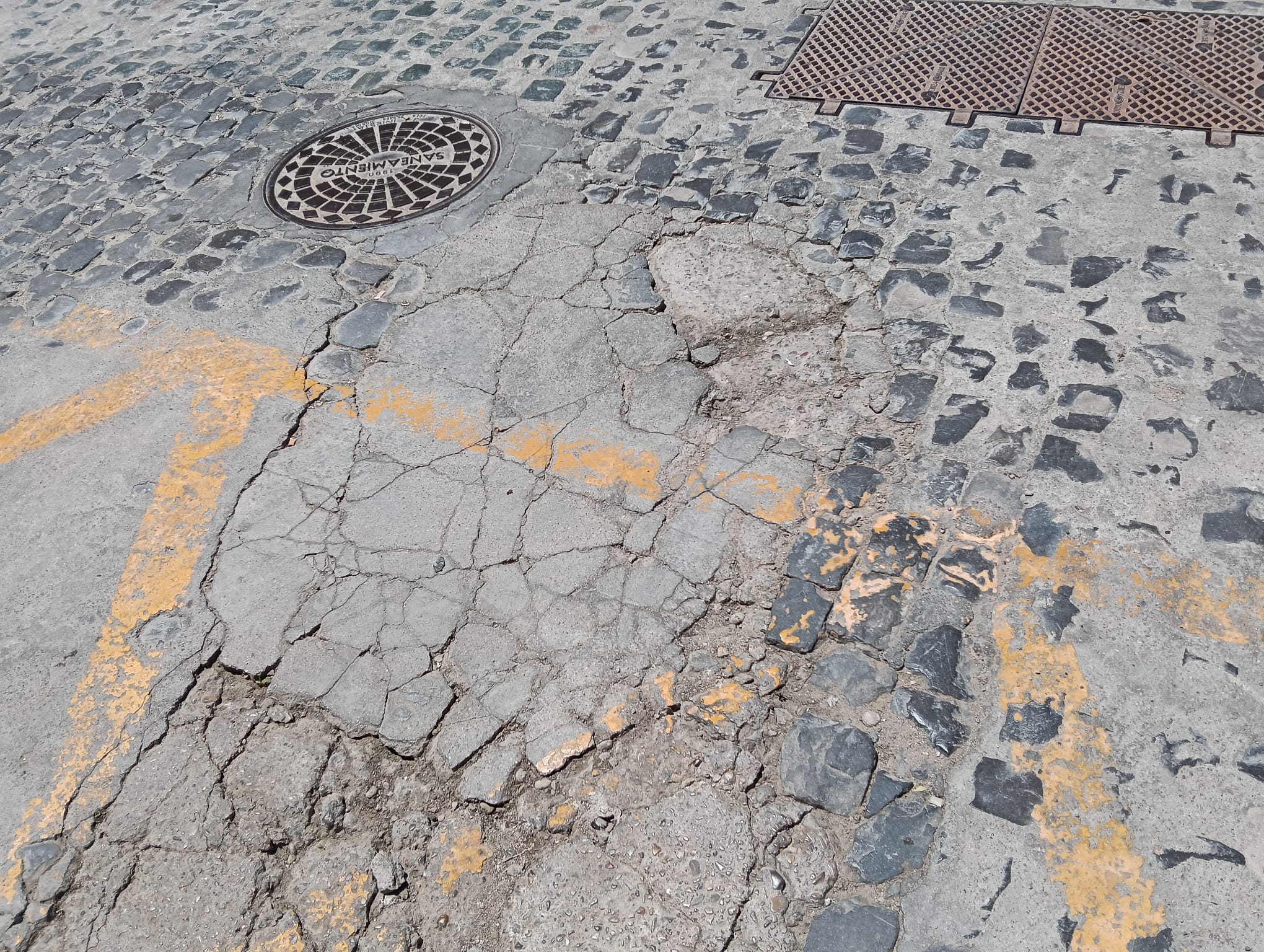 Poble Catarroja – Decidix exige medidas urgentes de accesibilidad para un vecino en silla de ruedas 2 216