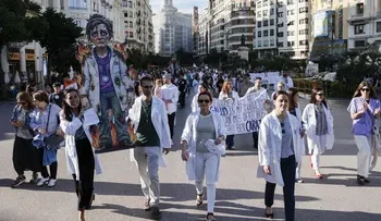 Cerca de 30.000 médicos valencianos afrontan la quinta semana de huelga contra la reforma del Estatuto Marco 22 Cerca de 30.000 médicos valencianos afrontan la quinta semana de huelga contra la reforma del Estatuto Marco