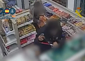 Ingresa en prisión un hombre por atracar con un arma blanca una gasolinera en Monforte del Cid 14 Ingresa en prisión un hombre por atracar con un arma blanca una gasolinera en Monforte del Cid