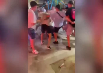 Indignación en Algemesi tras la paliza multitudinaria de un grupo de jóvenes a un feriante