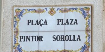Hallan el cadáver de un hombre dentro de una nevera en un piso de Castellón de la Plana