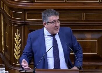 Patxi López, el 'hooligan' de Sánchez y Begoña en el Congreso: "Millones de españoles en la calle dicen 'Yo estoy con Begoña'"