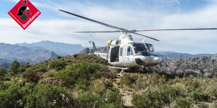Los bomberos de la Diputación de Alicante se refuerzan con un dispositivo especial de emergencias para el verano 1 Los bomberos de la Diputación de Alicante se refuerzan con un dispositivo especial de emergencias para el verano