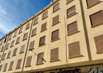 Inician el derribo del ‘Chernóbil’ de Campanar tras cuatro décadas de bloqueo urbanístico