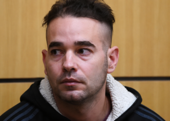 La Fiscalía solicita 36 años más de prisión para 'El Tuvi' por el asesinato de una mujer embarazada en Xàtiva 14 La Fiscalía solicita 36 años más de prisión para ‘El Tuvi’ por el asesinato de una mujer embarazada en Xàtiva