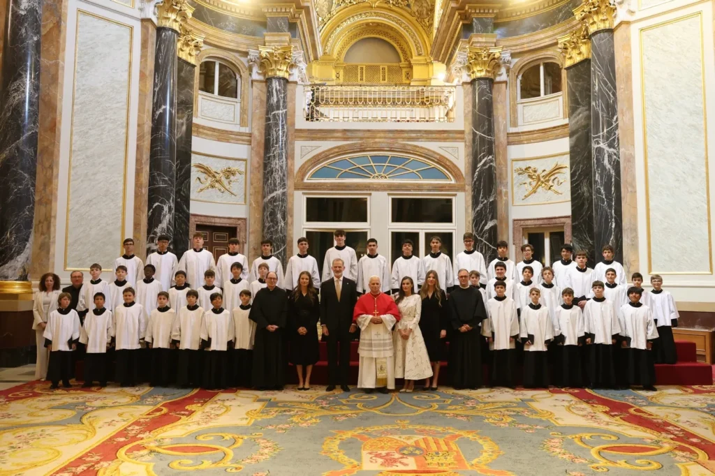 FR visita PAPA 20260606 40