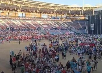 Arranque de los Gay Games: un Estadi Ciutat de Valéncia al 25% presencia una apertura caótica
