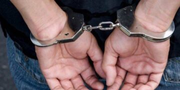 Detenido en Alboraya por exhibicionismo ante menores en el paseo marítimo