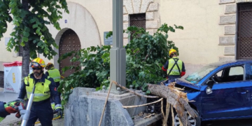 Tragedia en Alcoy: Fallece una peatón tras la salida de vía de un vehículo