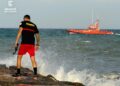 Máxima alerta en Almassora: Despliegue masivo por tierra, mar y aire para localizar a un bañista desaparecido