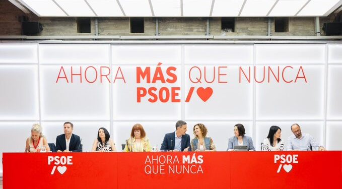 El gobierno contraataca con la máquina del fango: "Todo es una conspiración de jueces, fiscales, periodistas y policías contra Sánchez" 1 El gobierno contraataca con la máquina del fango: "Todo es una conspiración de jueces, fiscales, periodistas y policías contra Sánchez"
