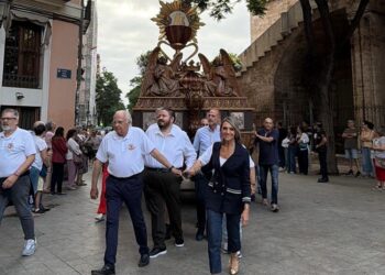 Primera noche del Corpus con traslado de actos y modificación de itinerarios