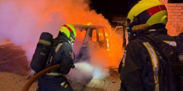 La Plana Baixa registra una madrugada de incidentes con dos vehículos calcinados en Nules y Almassora
