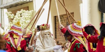 La Moma (la Virtud) vuelve a vencer al pecado en la 671 Festa Grossa del Corpus Christi de Valencia