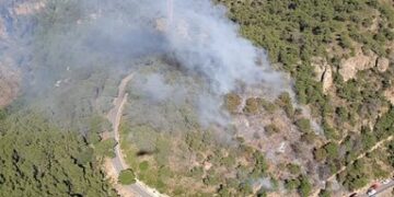 Declarado oficialmente estabilizado el incendio de Serra y reabierto el Puerto de Sagunto