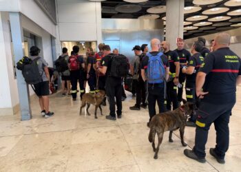 España duplica su esfuerzo en Venezuela: parte un segundo contingente con especialistas en rescate urbano y rescate canino