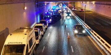 Tres detenidos en Valéncia tras causar el caos en la vía pública: cae la "banda del caballito"