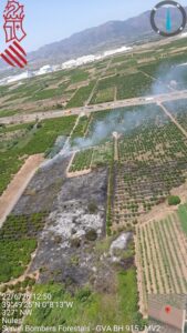 Jornada complicada en Castellón: Emergencias extingue tres incendios y redobla esfuerzos en otro en Benicarló 2 HLairKXWIAABVzU