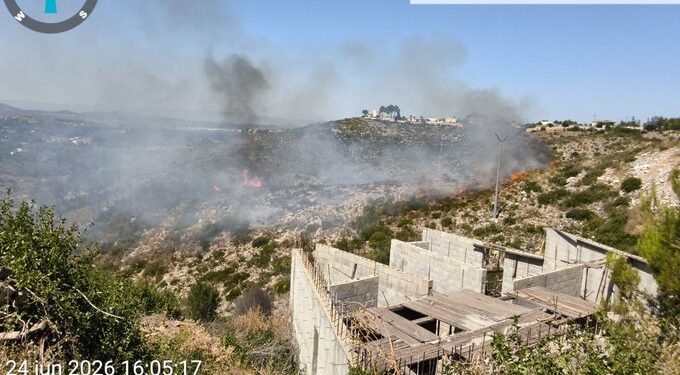 Estabilizado un incendio en la zona de cumbres de Calicanto, en Torrent 1 Estabilizado un incendio en la zona de cumbres de Calicanto, en Torrent