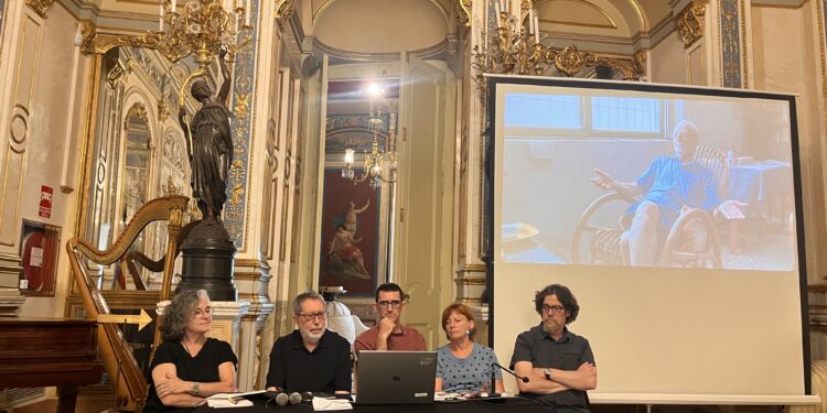 El Museo Nacional de Cerámica rinde homenaje al maestro Enric Mestre 1 El Museo Nacional de Cerámica rinde homenaje al maestro Enric Mestre