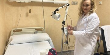 El aumento del uso nocturno de pantallas deteriora el sueño en vacaciones