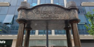 La prensa de 1918 de la Aceitera Casanova: el reflejo de una Valencia que oxida su memoria industrial