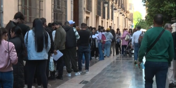 El Gobierno fija en 1.903 la capacidad de acogida de menores inmigrantes en la Comunitat Valenciana 1 INMIGRACION 3 1 1