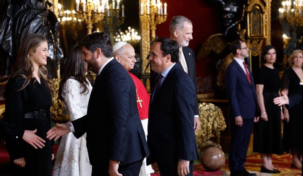 Perez Llorca asiste en Madrid a la recepcion oficial de los Reyes con motivo de la visita del Papa Leon XIV 4