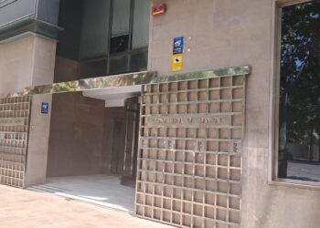 La Consellería de Sanitat y el Sindicato Médico retoman las negociaciones en busca de un acuerdo para desatascar el conflicto