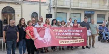 Tavernes exige un centro de día y una residencia de mayores a la Generalitat