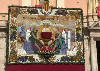 Valencia decora la 671 Aniversario del Corpus como festa Grossa de Valencia