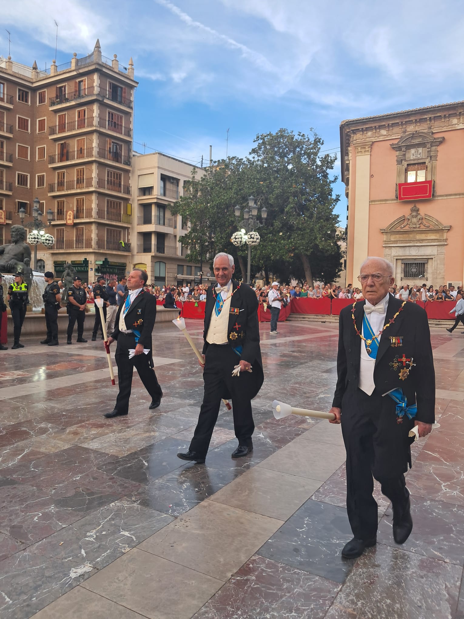 El Corpus de Valéncia desafía al calor y a las reivindicaciones sociales en una procesión de gran riqueza bíblica 20 WhatsApp Image 2026 06 08 at 21.45.29