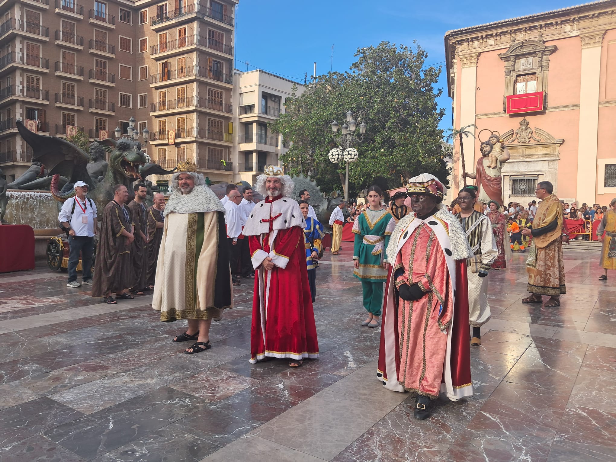 El Corpus de Valéncia desafía al calor y a las reivindicaciones sociales en una procesión de gran riqueza bíblica 14 WhatsApp Image 2026 06 08 at 21.45.394 copia