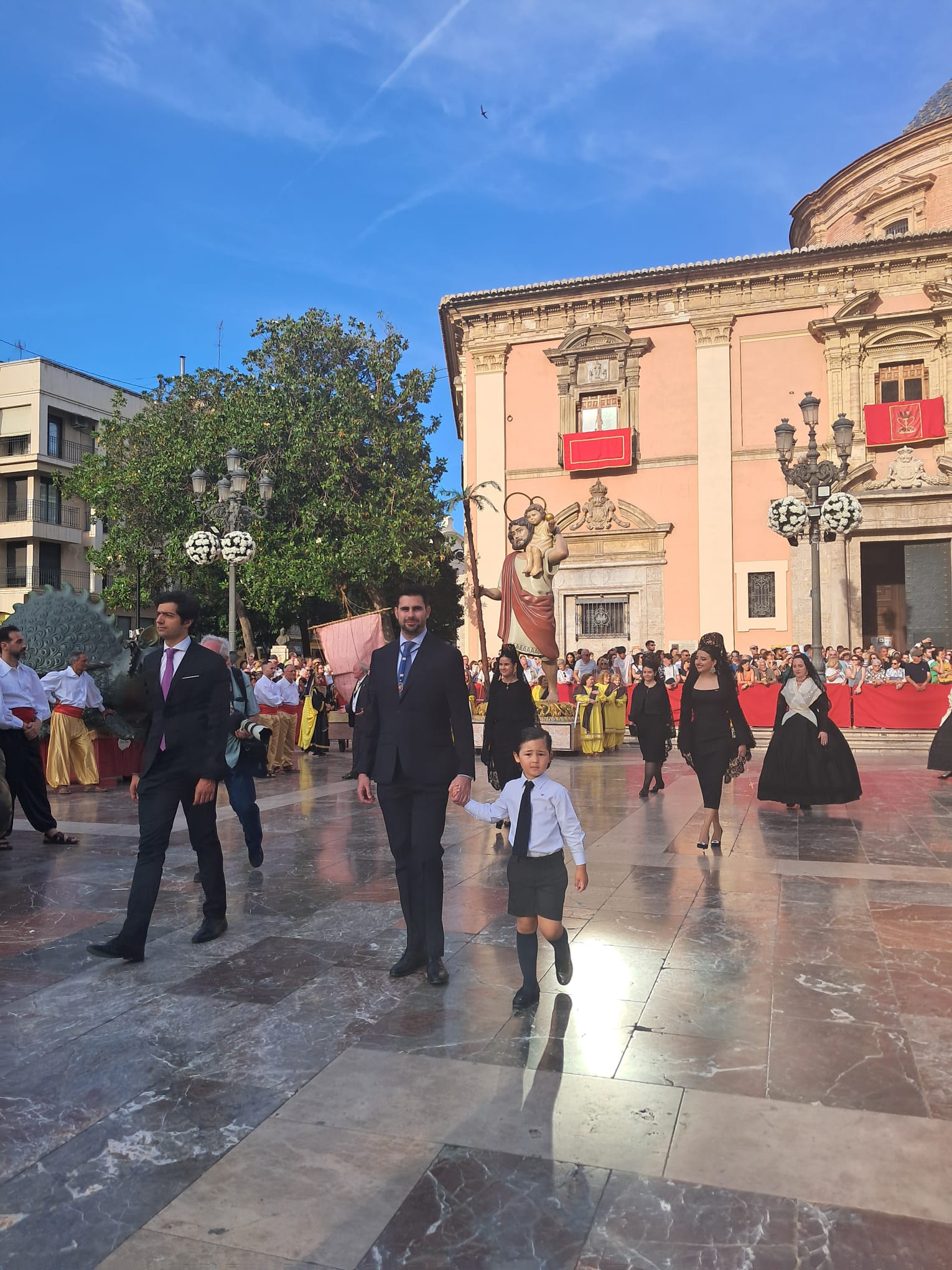 El Corpus de Valéncia desafía al calor y a las reivindicaciones sociales en una procesión de gran riqueza bíblica 18 WhatsApp Image 2026 06 08 at 21.45.461 copia