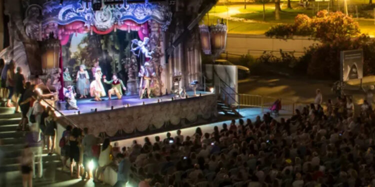 Torrent se convierte en escenario de la zarzuela al aire libre con la llegada de ‘Les Arts Volant 2026’ 1 Torrent se convierte en escenario de la zarzuela al aire libre con la llegada de ‘Les Arts Volant 2026’