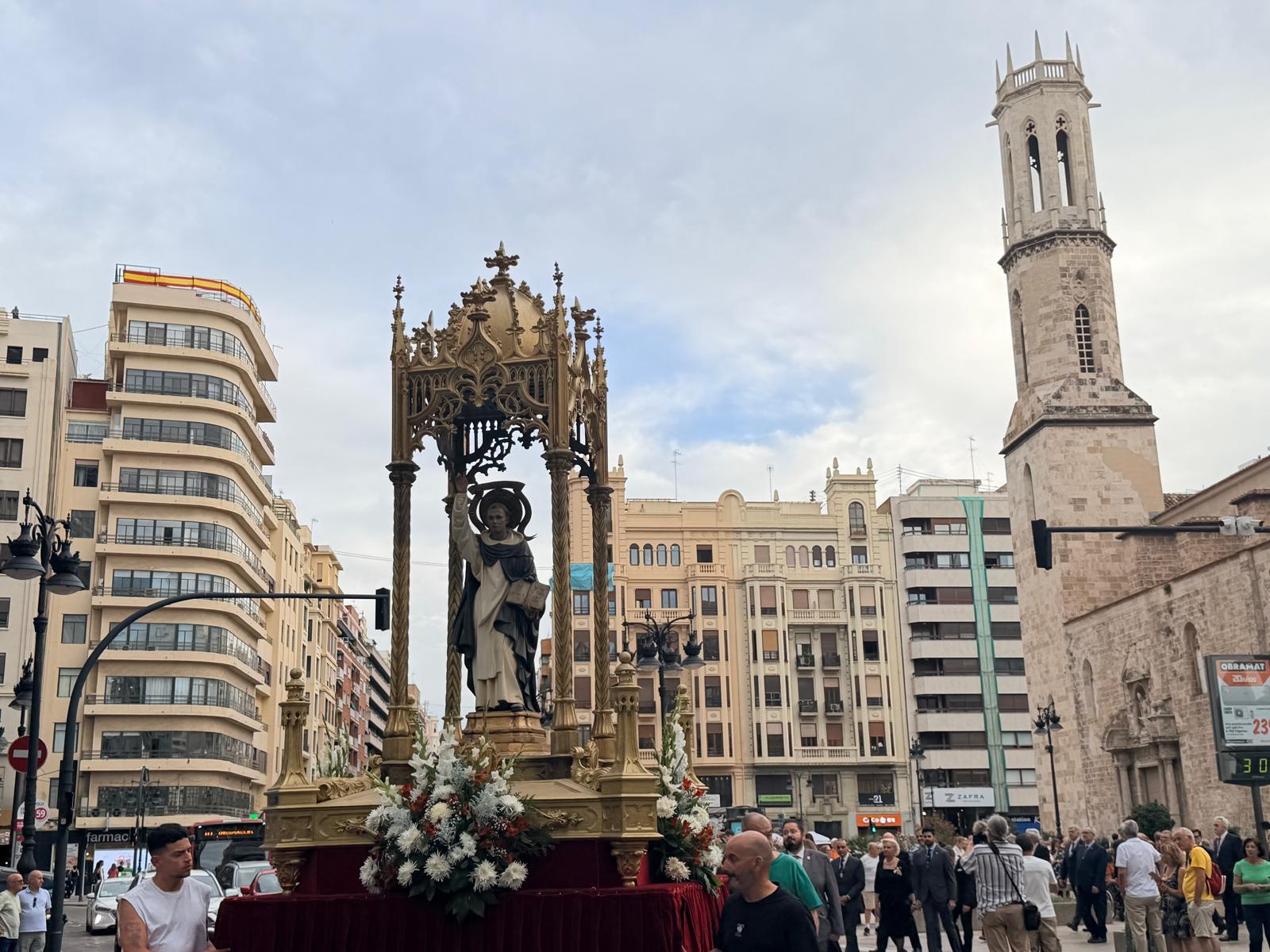 Fervor, tradición y pólvora en el corazón de Valencia: Los niños festejan a Sant Vicent Ferrer en el corazón del Cap i Casal 10 WhatsApp Image 2026 06 15 at 21.55.02