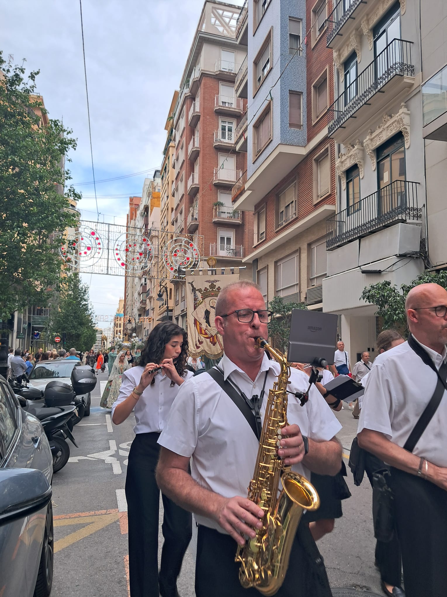 Fervor, tradición y pólvora en el corazón de Valencia: Los niños festejan a Sant Vicent Ferrer en el corazón del Cap i Casal 6 WhatsApp Image 2026 06 16 at 10.01.491