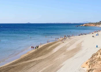 Dos hombres mueren ahogados en las playas de Pilar de la Horadada y Torrevieja
