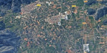 Extinguido un incendio de vegetación en Benifairó de la Valldigna tras una rápida intervención