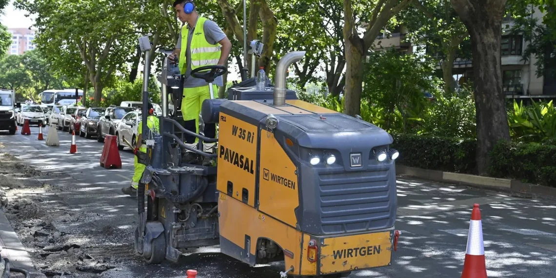 El reasfaltado de la Gran Vía Marqués del Túria durará dos meses y reducirá el ruido del tráfico 1 El reasfaltado de la Gran Vía Marqués del Túria durará dos meses y reducirá el ruido del tráfico
