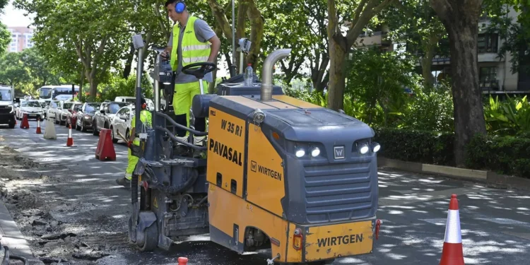 El reasfaltado de la Gran Vía Marqués del Túria durará dos meses y reducirá el ruido del tráfico