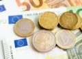 Cuánto dinero hace falta para ser feliz en España? Un estudio le pone cifra según la ciudad 10 Cuánto dinero hace falta para ser feliz en España? Un estudio le pone cifra según la ciudad