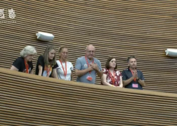 PP y Vox aprueban en Les Corts el dictamen de la comisión de la dana entre críticas de PSPV, Compromís y las víctimas 13 e112fc70 275a 46b5 8cfb f0d6678fb783 16 9 aspect ratio 1600w 0