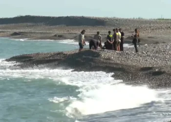 Hallan el cuerpo del menor desaparecido en la playa de Almassora tras tres días de intensa búsqueda 18 f966dadd 0967 4e1b b8e4 394e1f310162 16 9 aspect ratio 1600w 0
