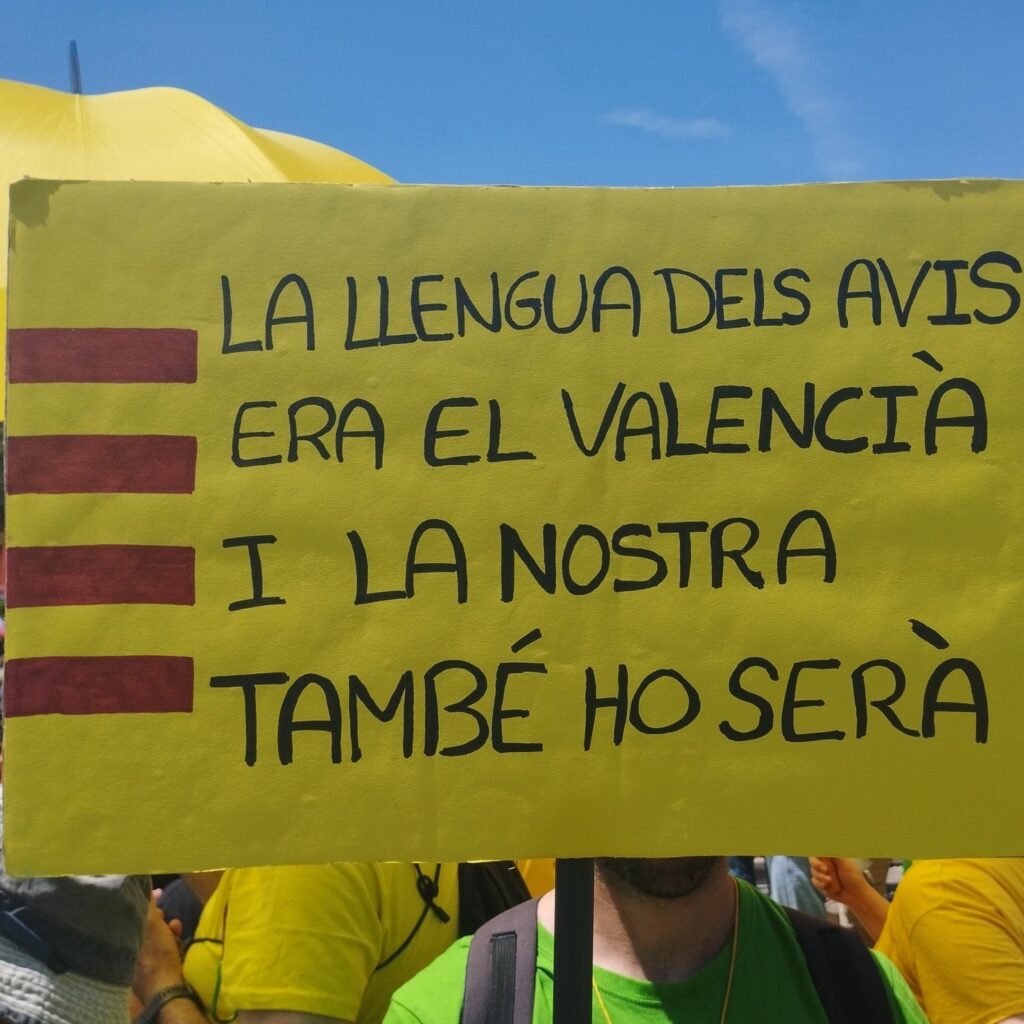 La tragedia de saber español 2 huelga profesores